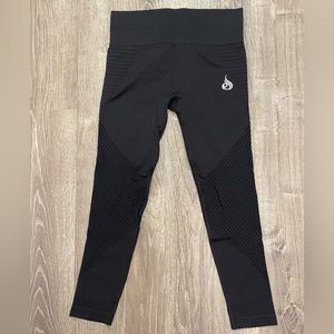 Black Electra Ryderwear Leggings Small